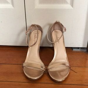 Lulu’s Light Gold Heals